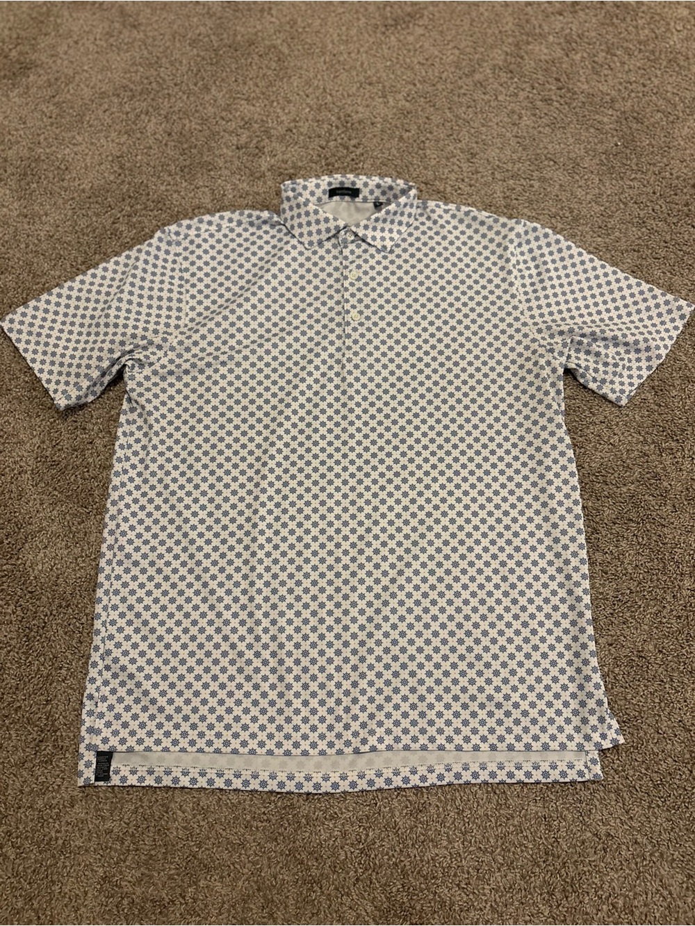 Men's Turtleson Short Sleeve Polo Shirt in White and Blue Geometric Print L